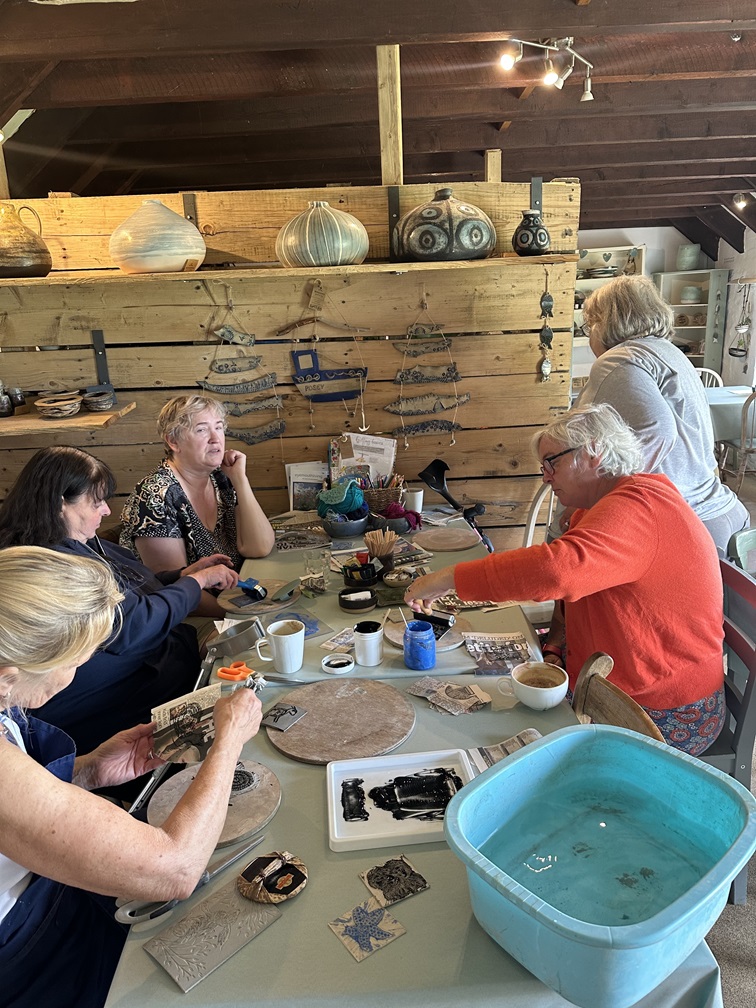 Borders Pottery CIC image